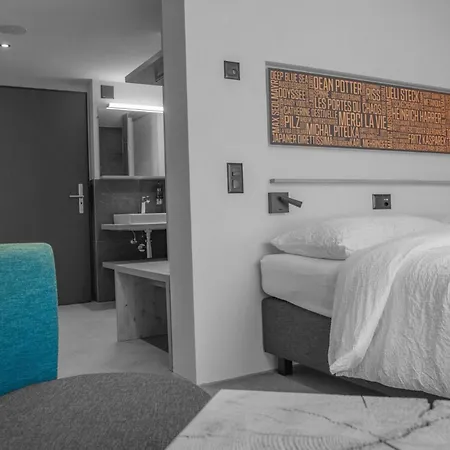 Hotel Eiger Chic